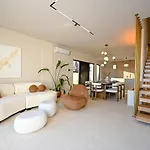 ヴィラ Rosemary East - Heated Infinity Swimming Pool - Jacuzzi - Kids Playroom - Sea View マカルスカ