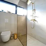 ヴィラ Rosemary East - Heated Infinity Swimming Pool - Jacuzzi - Kids Playroom - Sea View マカルスカ